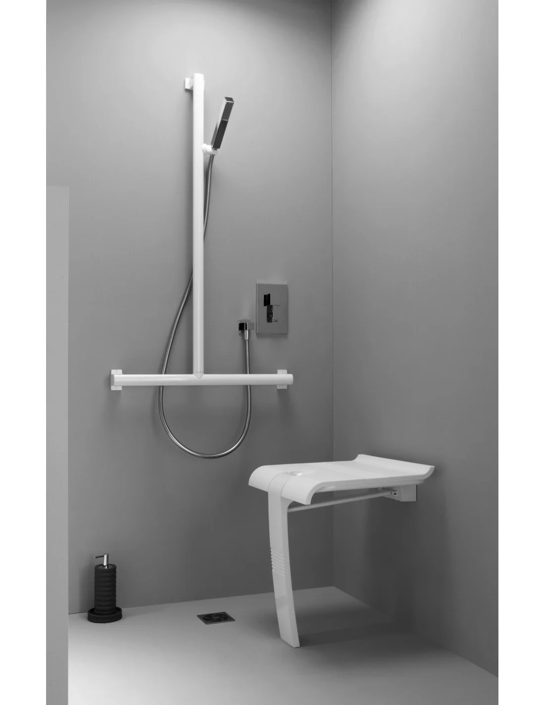 ARSIS shower seat